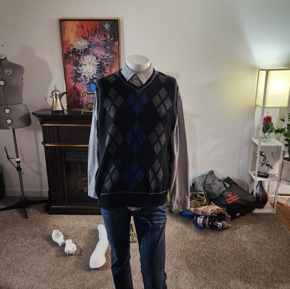 MENS VINTAGE ARGYLE VEST (Size XL)